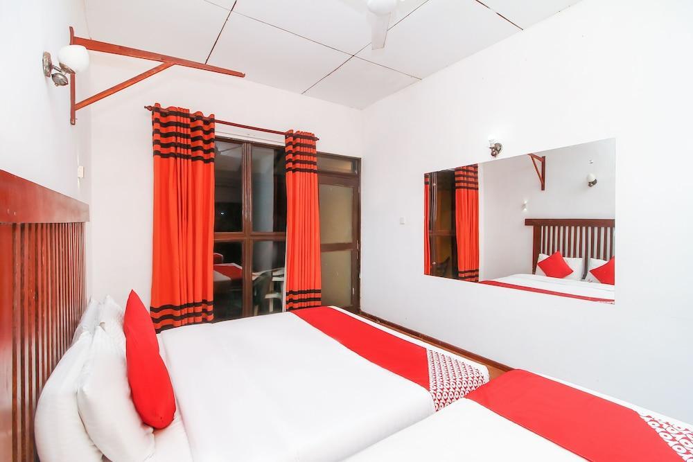 Ceylonica Beach Hotel Негомбо Екстер'єр фото