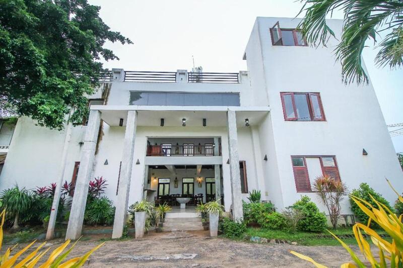 Ceylonica Beach Hotel Негомбо Екстер'єр фото