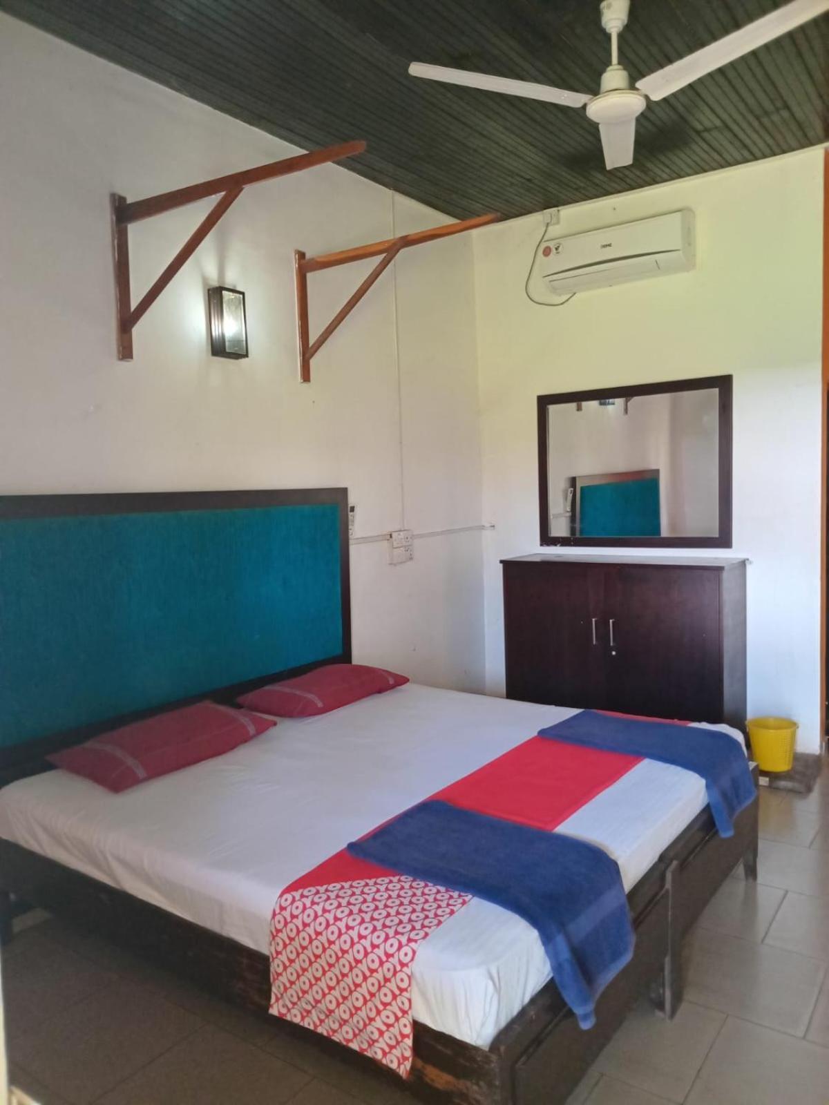 Ceylonica Beach Hotel Негомбо Екстер'єр фото